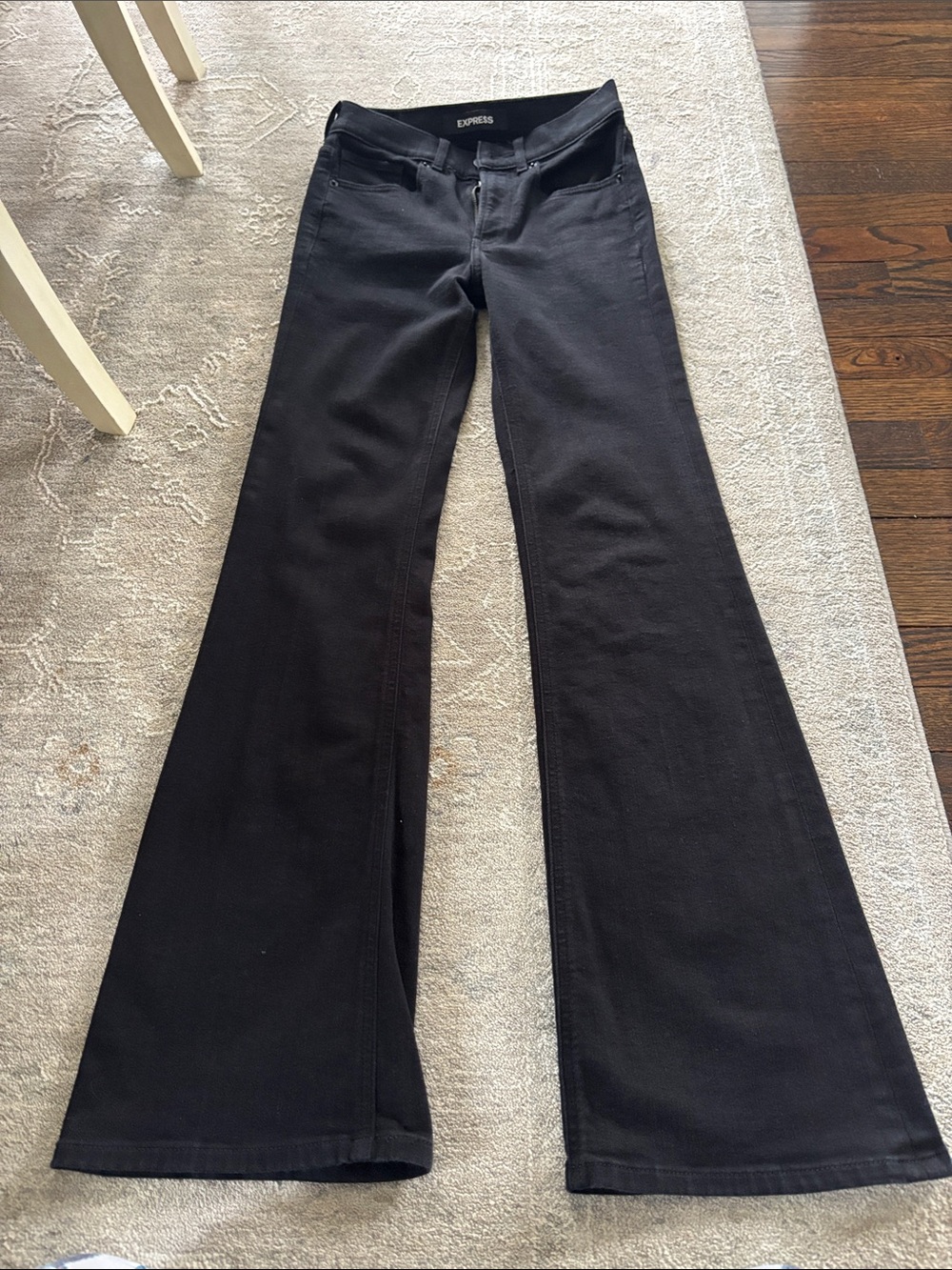 Express Slim Flare High-Rise Jeans in Black